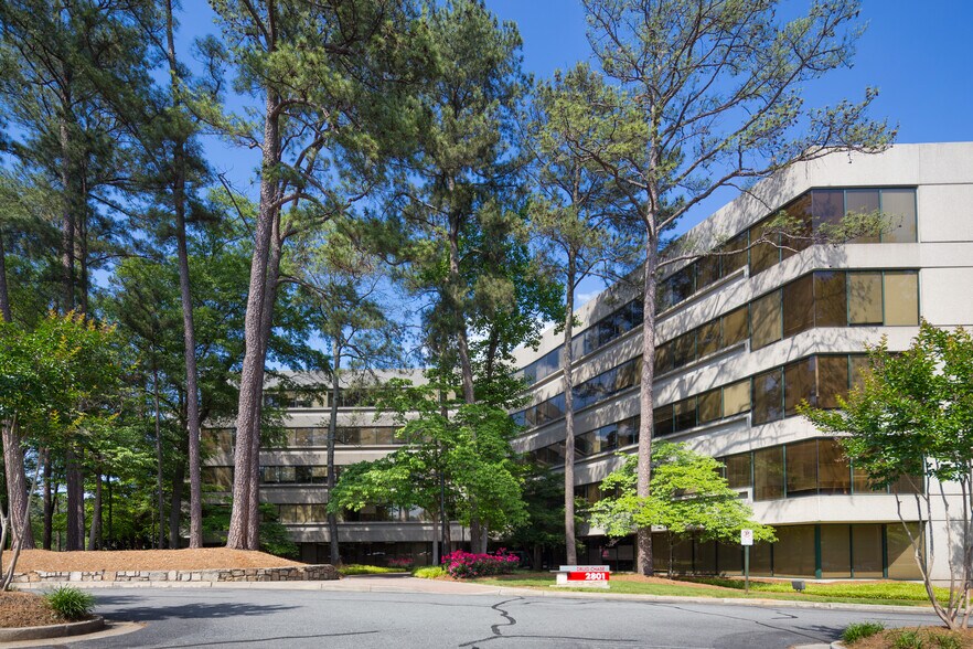 Primary Photo Of 2801 Buford Hwy NE, Atlanta Unknown For Lease