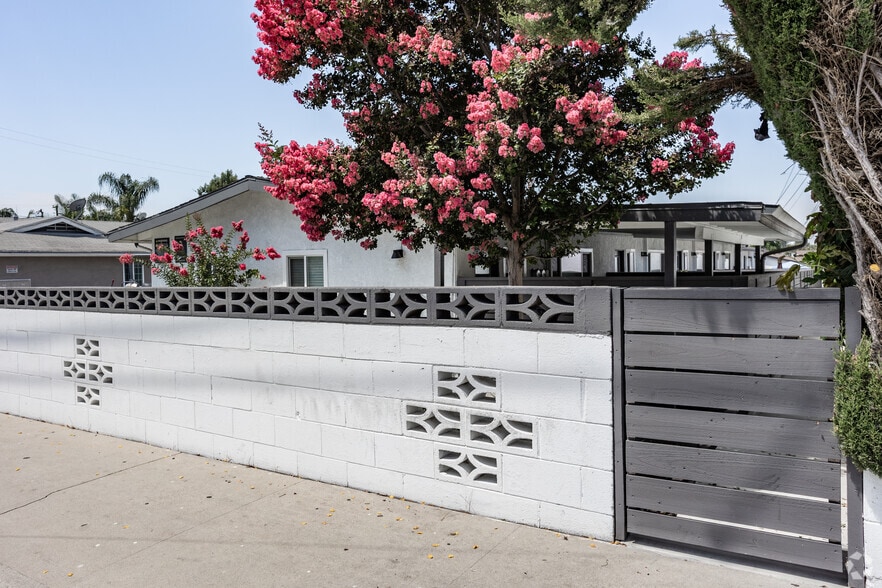 More Photos Of 311 N Idaho St, La Habra Apartments For Sale