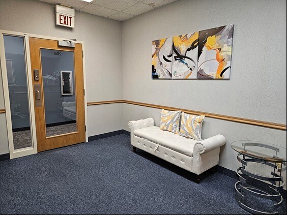 More Photos Of 3535 30th Ave, Kenosha Office For Lease