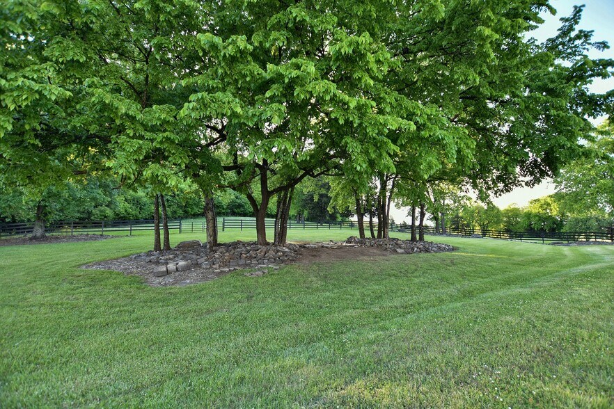 812 Lynchburg Hwy, Mulberry, TN 37359 Lodge Meeting Hall For Sale