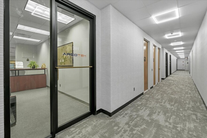 More Photos Of 180 Summit Ave, Montvale Medical For Lease
