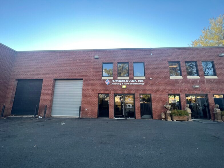 More Photos Of 1319 Shepard Dr, Sterling Light Distribution For Lease