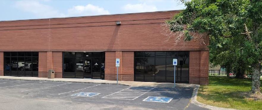 Primary Photo Of 118 Seaboard Ln, Franklin Freestanding For Lease