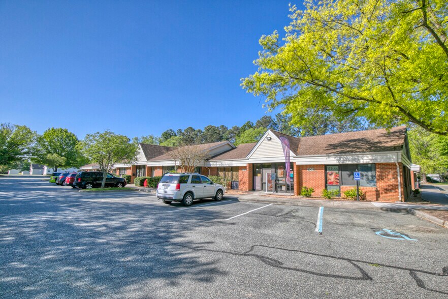 More Photos Of 151 Kristiansand Dr, Williamsburg Office For Lease