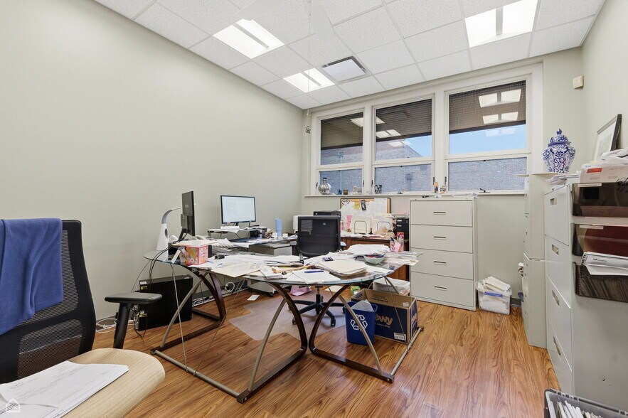 More Photos Of 6200 S Oakley Ave, Chicago Warehouse For Sale