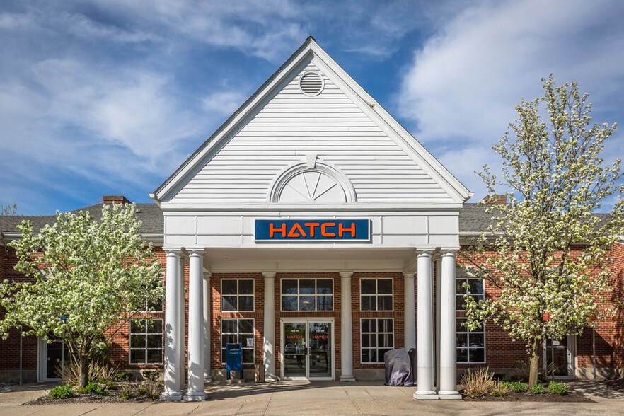 More Photos Of 100 Sylvan Pky, Amherst Medical For Lease