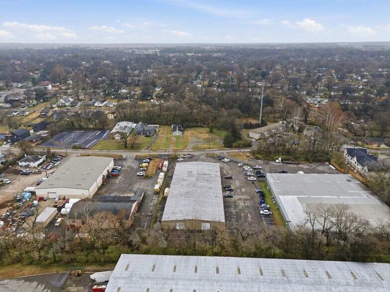 More Photos Of 213 Whitsett Rd, Nashville Warehouse For Sale