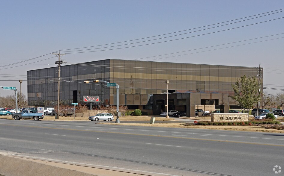 Primary Photo Of 1500 Industrial Blvd, Abilene Office For Lease