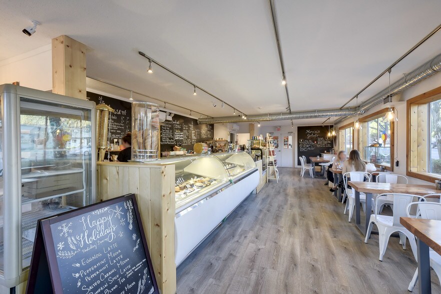 More Photos Of 9103 Glover Rd, Langley Storefront Retail Residential For Lease