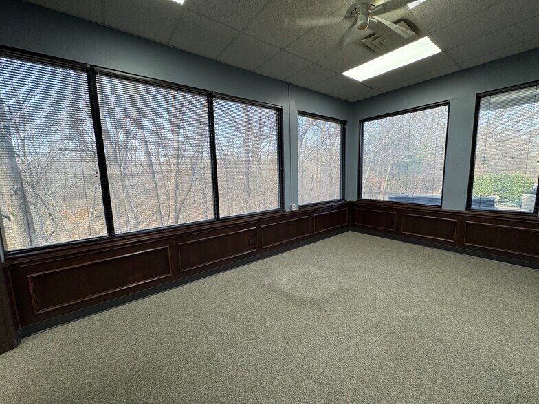 More Photos Of 6220 W Virginia Pky, McKinney Medical For Lease
