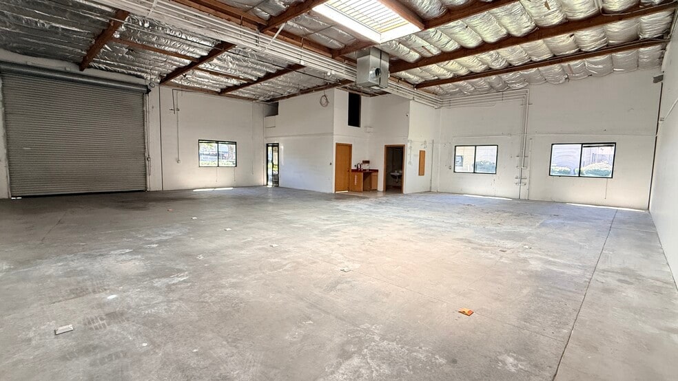 More Photos Of 30995-30997 Huntwood Ave, Hayward Warehouse For Sale