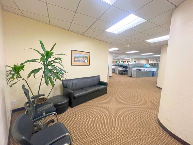More Photos Of 6550 Hollister Ave, Goleta Office For Lease