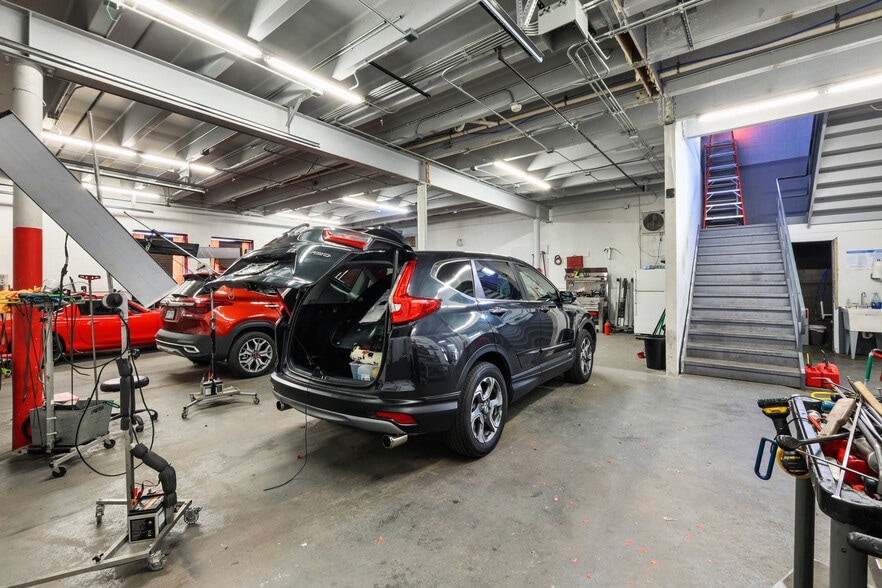 More Photos Of 3001 E Platte Ave, Colorado Springs Service For Sale