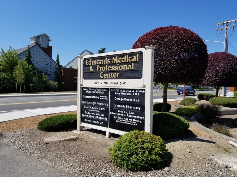 More Photos Of 7631 212th St SW, Edmonds Medical For Lease