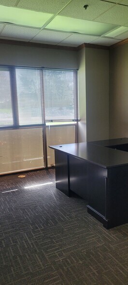 More Photos Of 1245 Sunbury Rd, Westerville Office For Lease