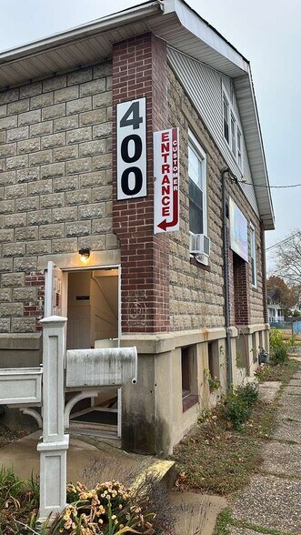 Primary Photo Of 400 Magnolia St, Beverly Warehouse For Sale