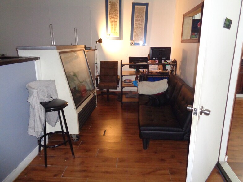 More Photos Of 3445 Woodland Ave, Kansas City General Retail For Sale