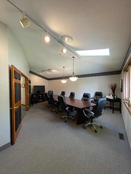 More Photos Of 1448 Lincoln Way East, South Bend Medical For Sale