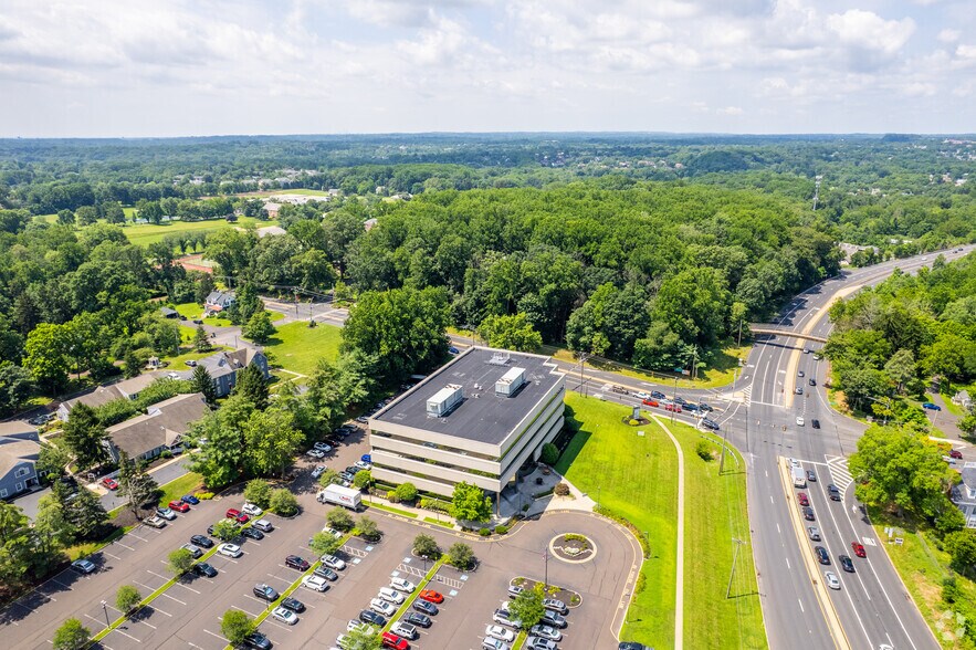 More Photos Of 1717 Newtown Langhorne Rd, Langhorne Office For Lease