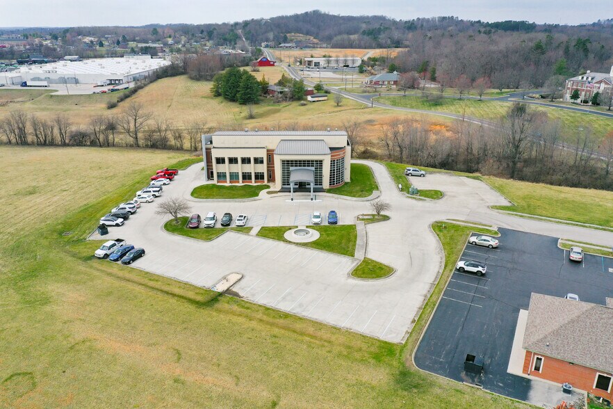 More Photos Of 200 City Hill Dr, London Medical For Sale