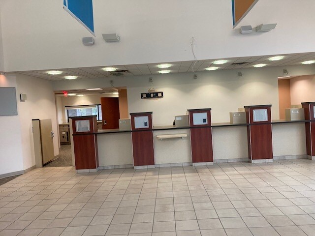 More Photos Of 1066 Harrison City Export Rd, Jeannette Bank For Sale