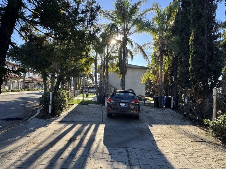 More Photos Of 2525 Jefferson St, San Diego Apartments For Sale