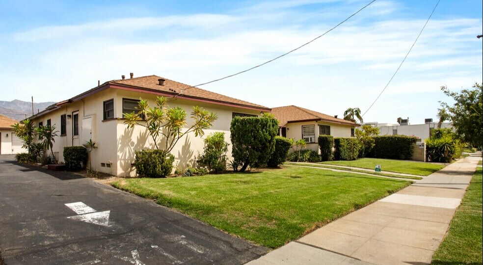 More Photos Of 2553 Nina St, Pasadena Apartments For Sale