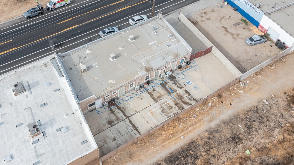 More Photos Of 38262 6th St E, Palmdale Storefront For Sale