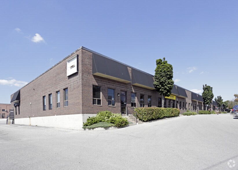 Primary Photo Of 40 Bell Farm Rd, Barrie Warehouse For Lease