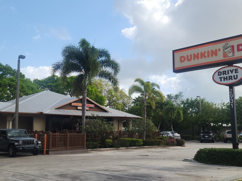 More Photos Of 2931 Northlake Blvd, West Palm Beach Auto Dealership For Sale