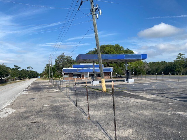 More Photos Of 6023 Kingsley Lake Dr, Starke Service Station For Sale