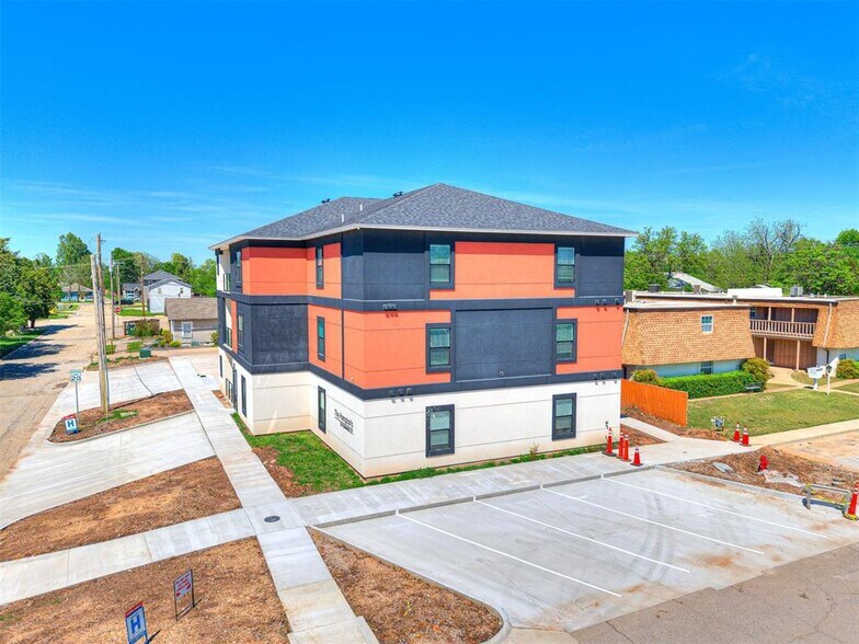 More Photos Of 103 Edwards St, Edmond Apartments For Sale