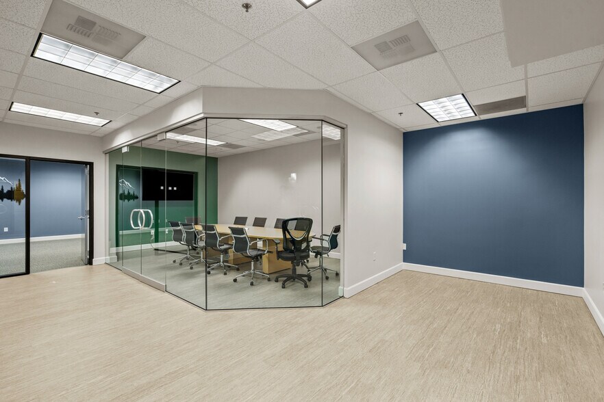 More Photos Of 3950 Fairview Industrial Dr SE, Salem Research And Development For Lease