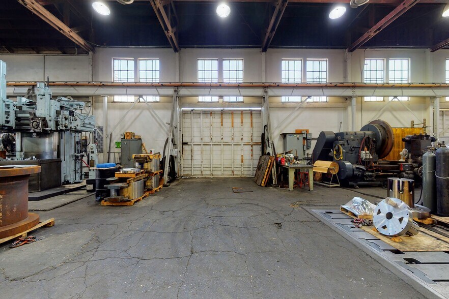 More Photos Of 3400-3470 Randolph St, Huntington Park Warehouse For Lease