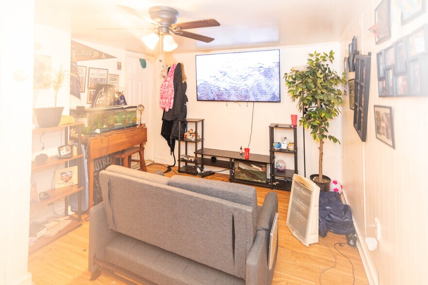 More Photos Of 4008 Primrose Ave, Baltimore Apartments For Sale