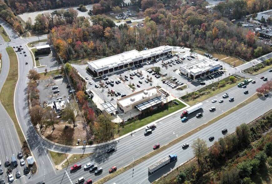 More Photos Of 3716 Crain Hwy, Waldorf Storefront For Lease