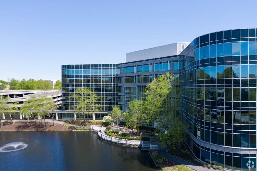 More Photos Of 300 Arboretum Pl, Richmond Office For Lease