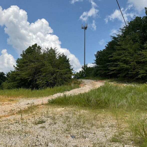 More Photos Of 669 W Broad St, Cookeville Land For Sale