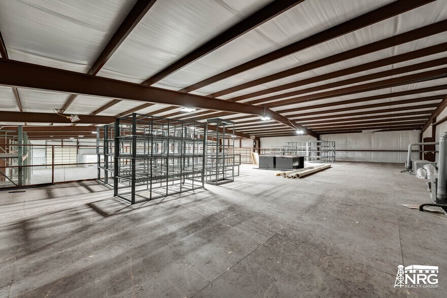 More Photos Of 1591 S US Highway 385, Andrews Warehouse For Lease