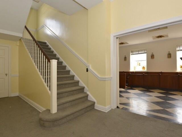 More Photos Of 260 S Wellwood Ave, Lindenhurst Loft Creative Space For Sale