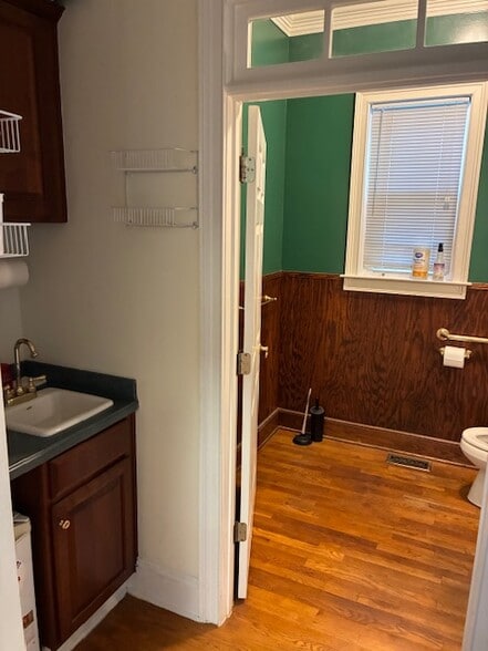 More Photos Of 311 14th St, Atlanta Office For Sale