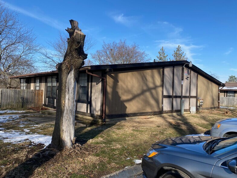 More Photos Of 2294 Teakwood Dr, Columbus Multifamily For Sale