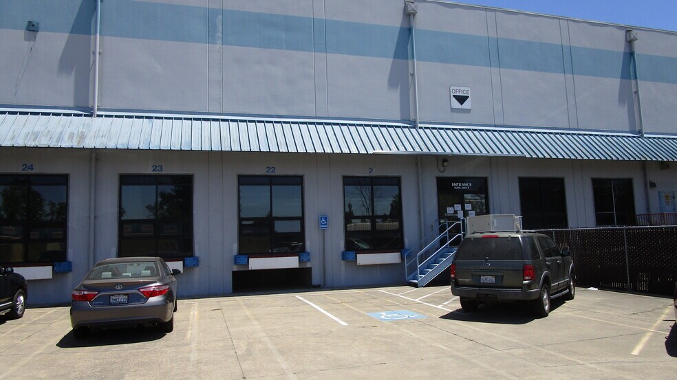 More Photos Of 3000 Dutton Ave, Santa Rosa Warehouse For Lease