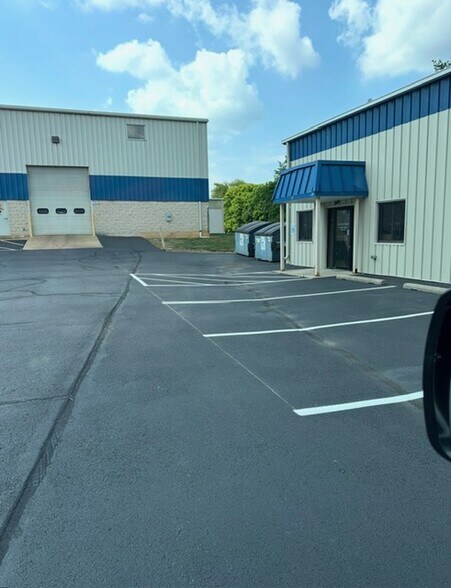 More Photos Of 160 Stover Dr, Carlisle Industrial For Lease