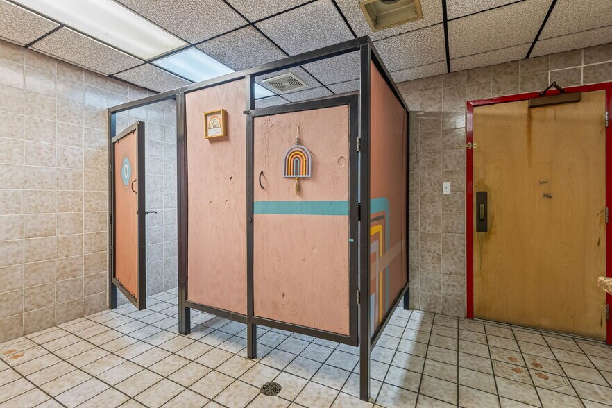 More Photos Of 11223 NW 10th St, Oklahoma City Daycare Center For Sale