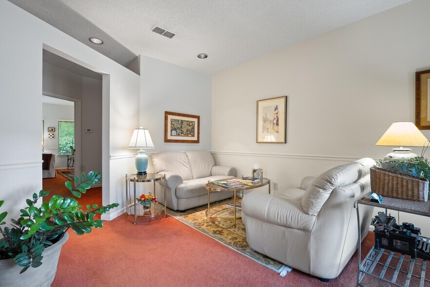 More Photos Of 2424 Enterprise Rd, Clearwater Medical For Sale