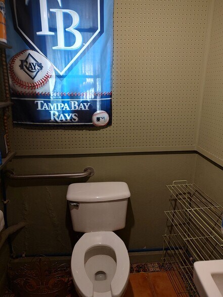 More Photos Of 2545 Central Ave, Saint Petersburg Storefront Retail Office For Sale