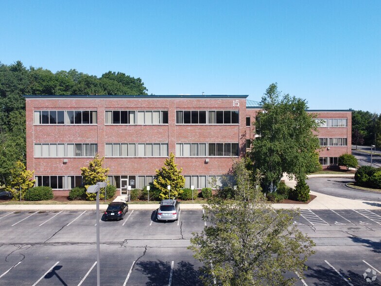 More Photos Of 15 Rye St, Portsmouth Office For Lease