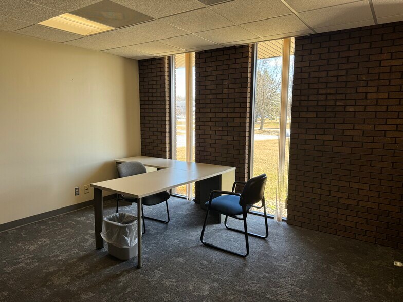 More Photos Of 2755 Plaza Dr, Wausau Bank For Sale