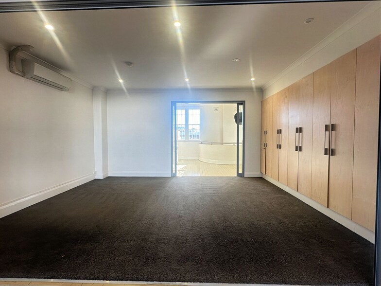 More Photos Of 145 Summer St, Orange General Retail For Lease